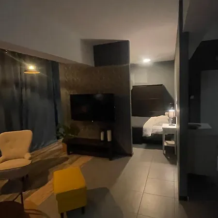 Intermezzo 11 Sea View Apartament Néoi Epivátai
