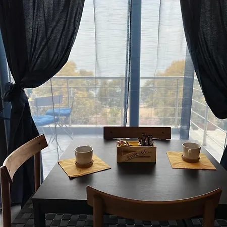 Intermezzo 11 Sea View *