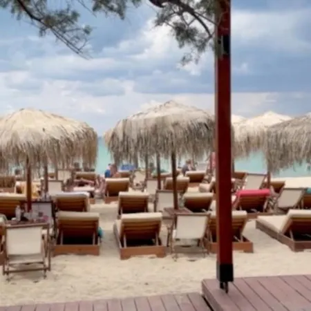 Intermezzo 11 Sea View Néoi Epivátai
