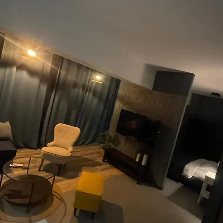 Intermezzo 11 Sea View Apartament *