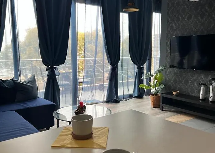 Intermezzo 11 Sea View * Néoi Epivátai